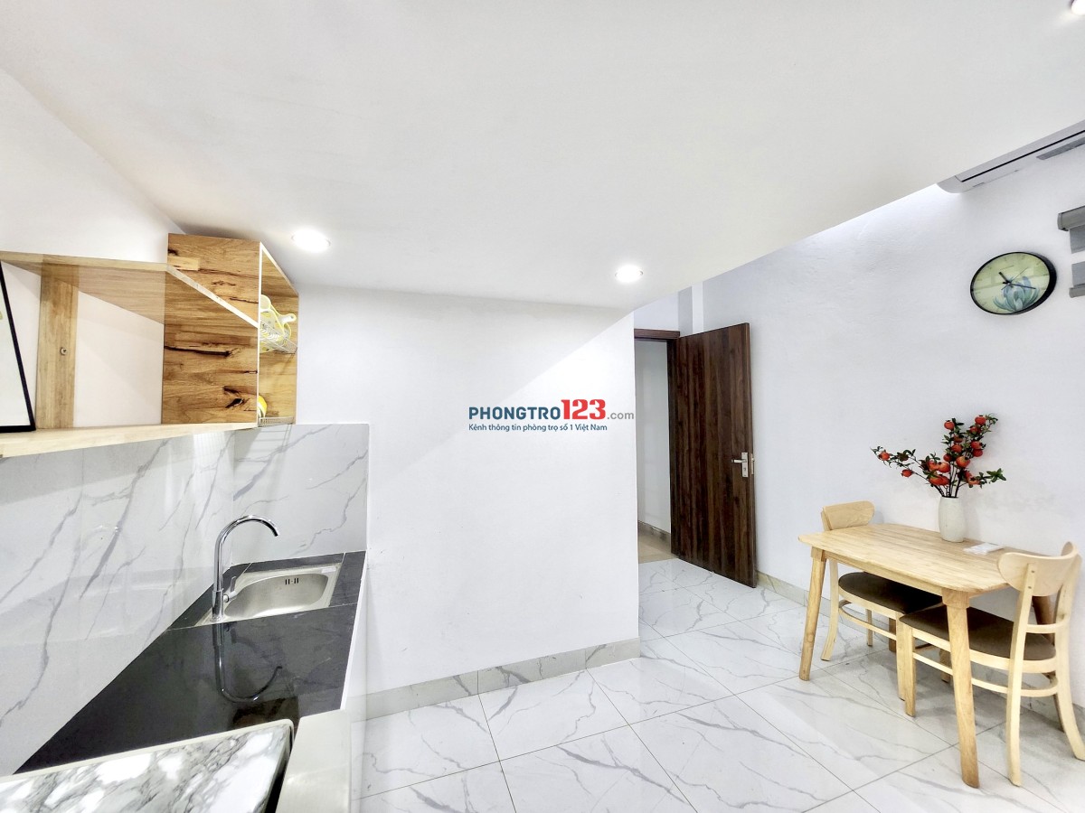 Cho thuê phòng tại 39 Yên Xá, giá chỉ 3,3 triệu, 25m2, ngay gần bệnh viện 103, hồ Văn Quán