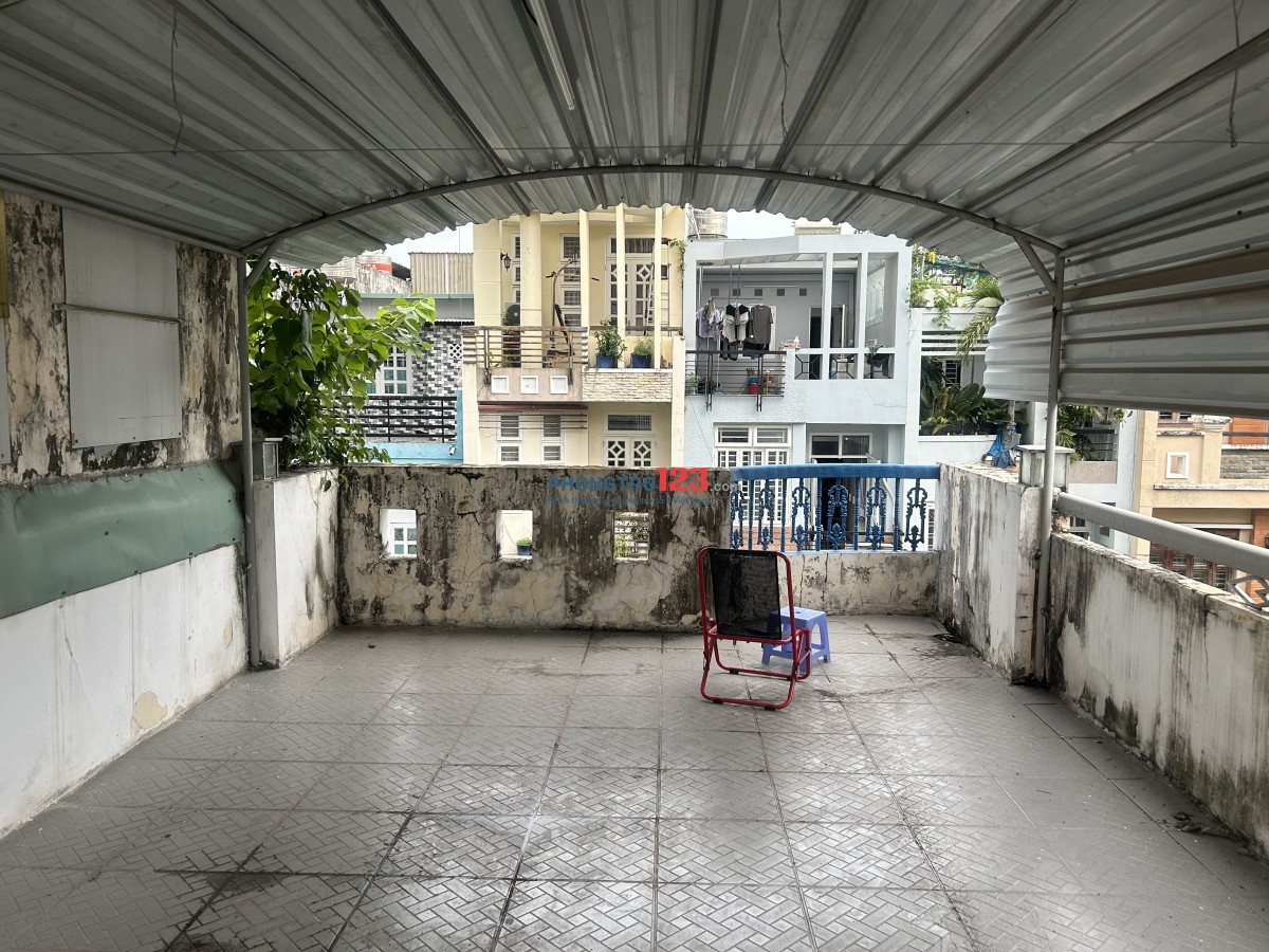 Cho thuê ktx mới, yên tĩnh ngay đường D2 Nguyễn Gia Trí, gần HUTECH, Ngoại thương