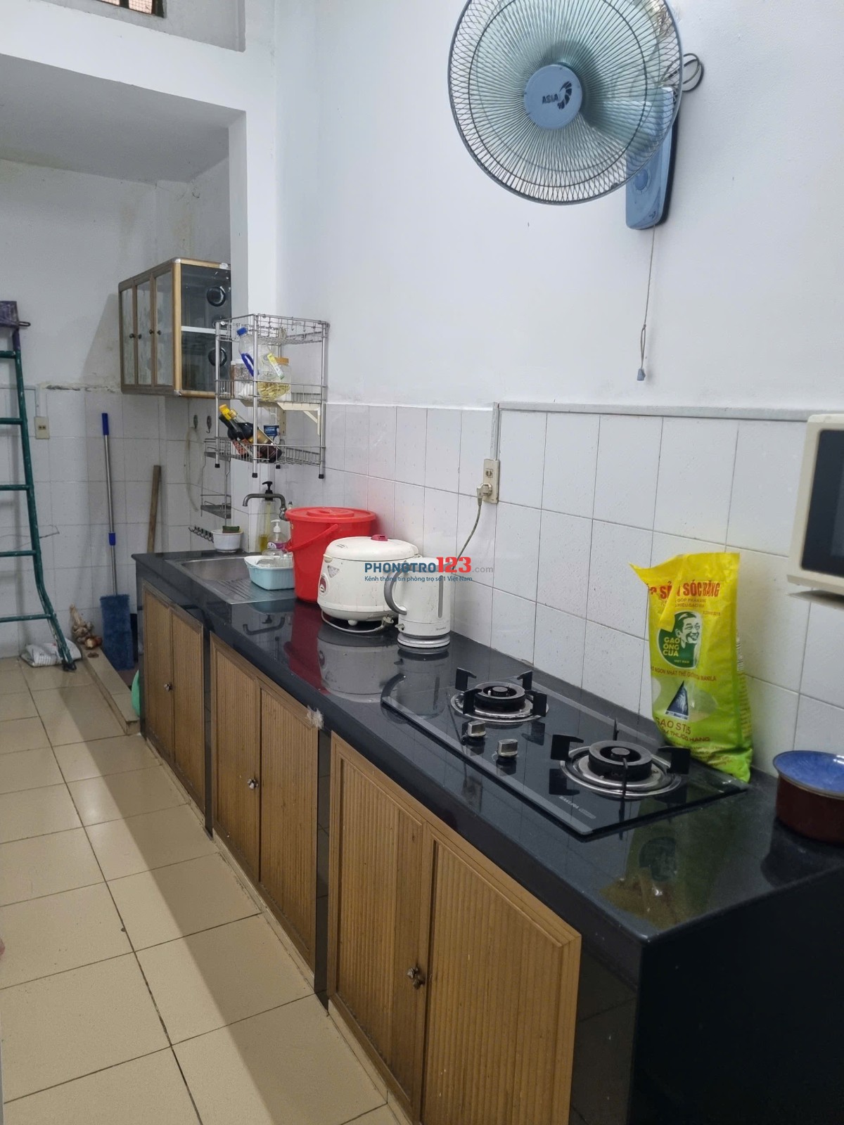 Cho thuê ktx mới, yên tĩnh ngay đường D2 Nguyễn Gia Trí, gần HUTECH, Ngoại thương