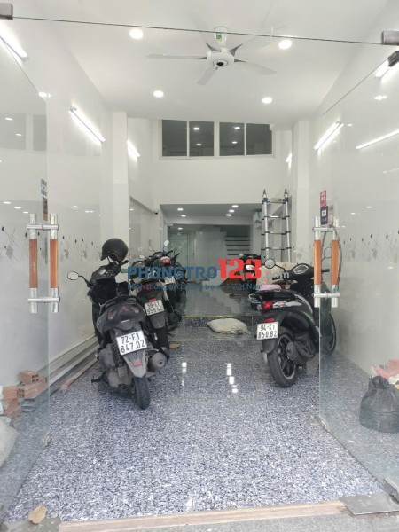 Chính chủ cho thuê tòa nhà MT trung tâm quận 1