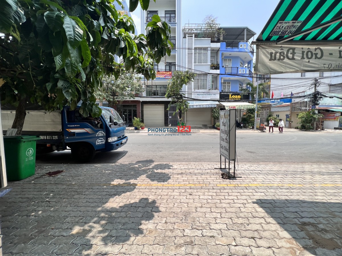MẶT BẰNG KINH DOANH CÁCH CHỢ LÝ PHỤC MAN 200M