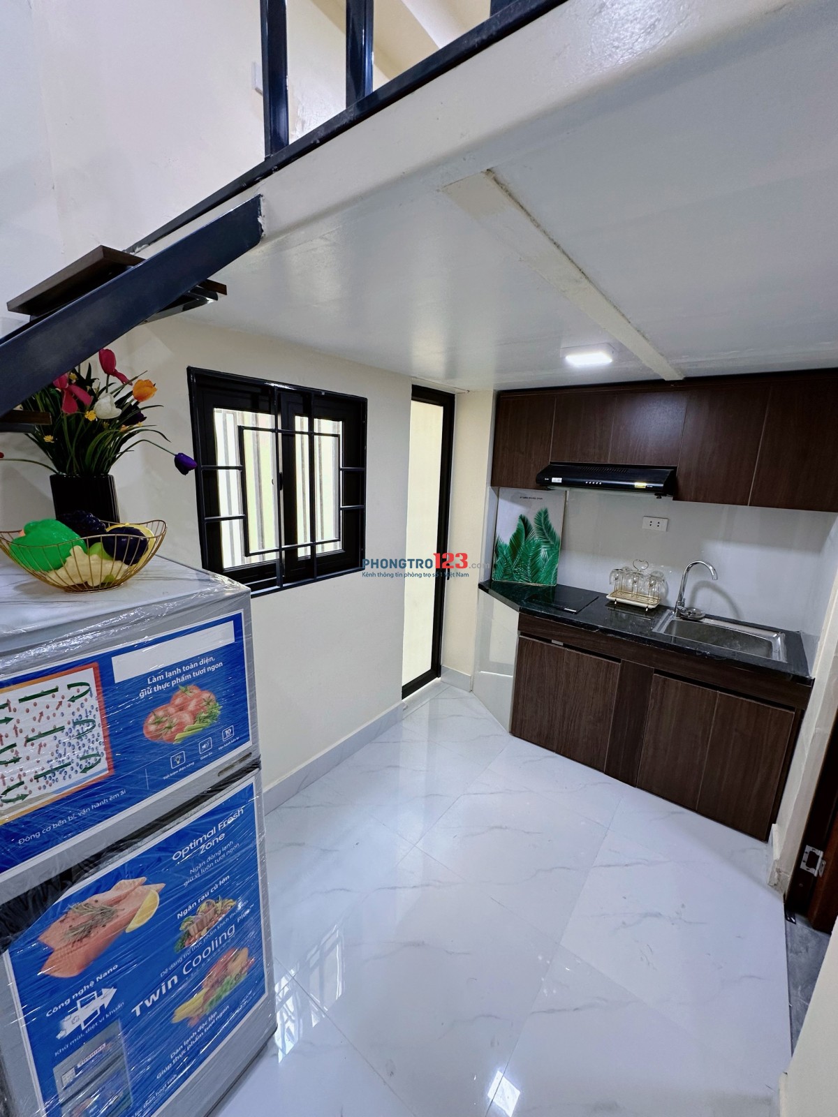 Cho thuê căn hộ mini full đồ, giá 3,6 triệu tại Nguyễn Khuyến, gần hồ Văn Quán, viện 103
