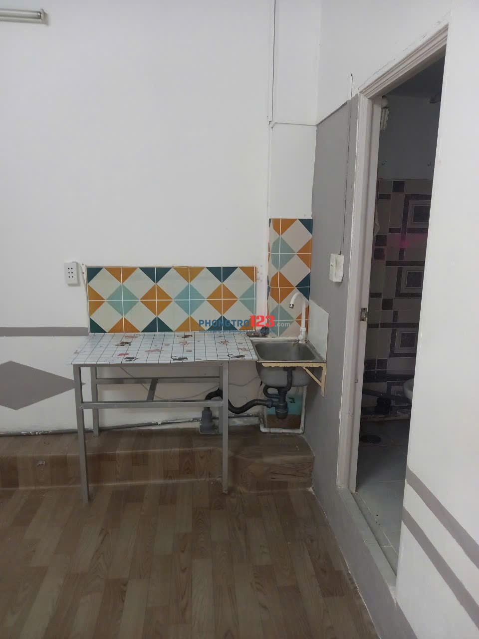 Cho thuê Phòng đẹp có cửa sổ rộng thoáng mát tại 68A Phan Đăng Lưu, phường 5, quận Phú Nhuận