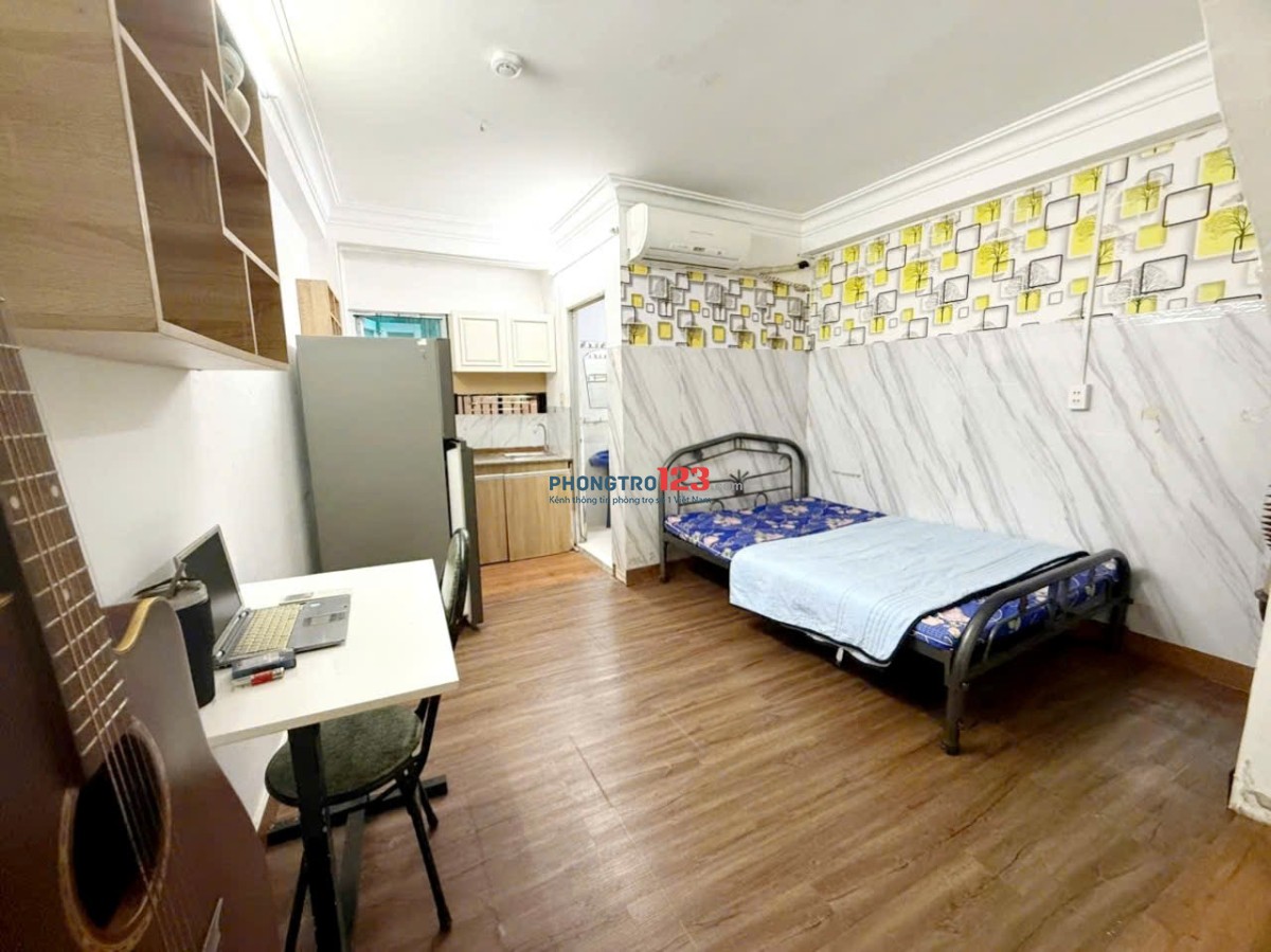 Cho thuê phòng studio full NT _ Đinh Bộ Lĩnh Gần Ngã Tư Hàng Xanh, ĐH Hồng Bàng...