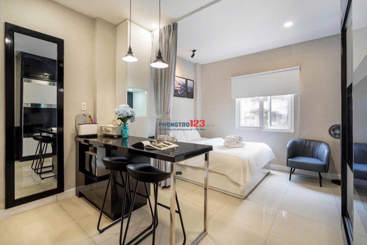 Cho thuê căn hộ cao cấp ngay trung tâm quận 1 40m2_Thang máy_Gần Chợ Bến Thành_Bùi Viện_CV 23/09