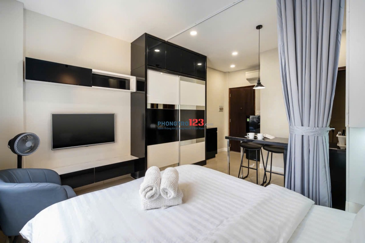 Cho thuê căn hộ cao cấp ngay trung tâm quận 1 40m2_Thang máy_Gần Chợ Bến Thành_Bùi Viện_CV 23/09
