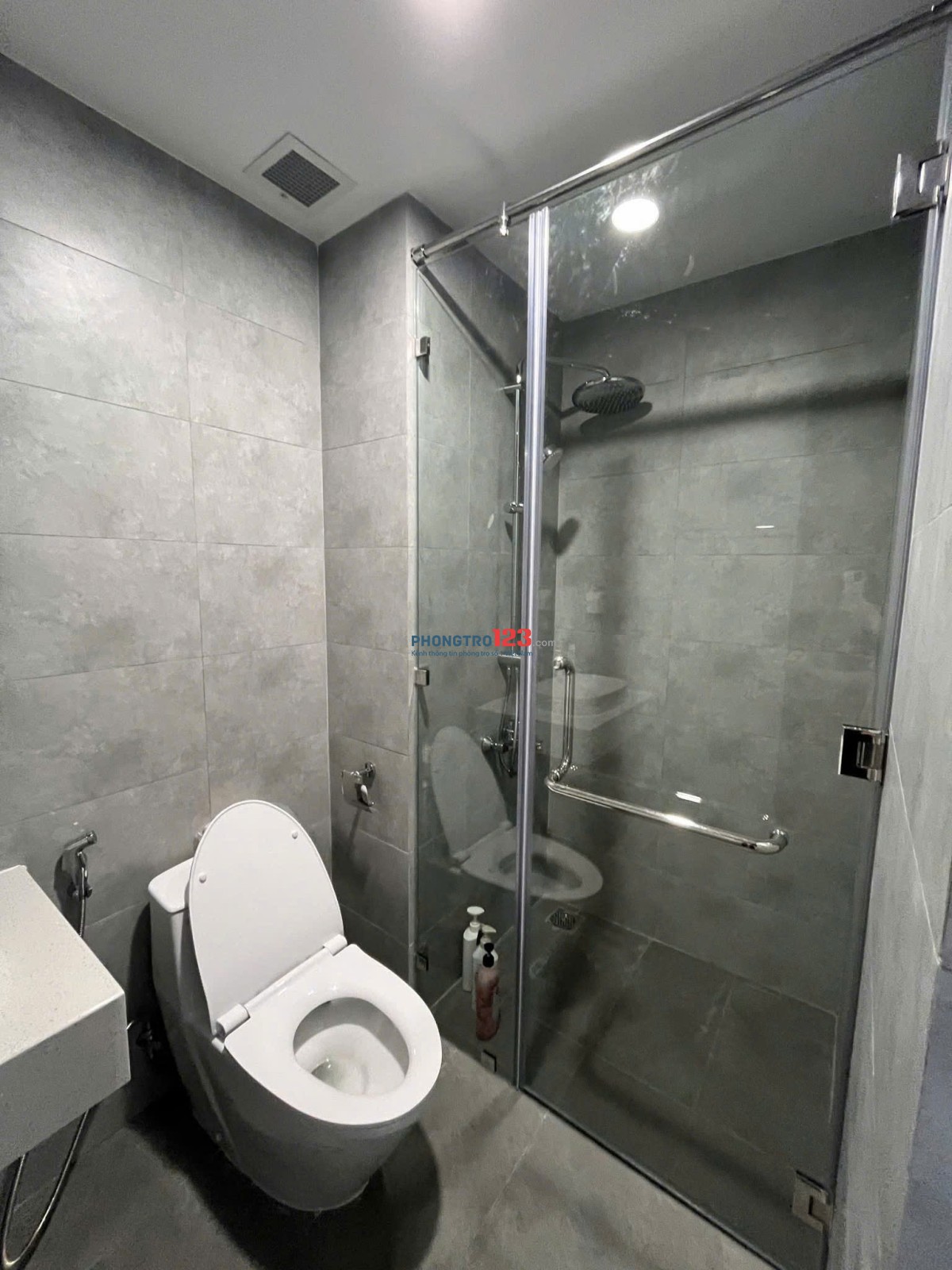Officetel, Sky Center, Phổ Quang, Tân Bình - 50m2, 1p ngủ, full NT, 12tr