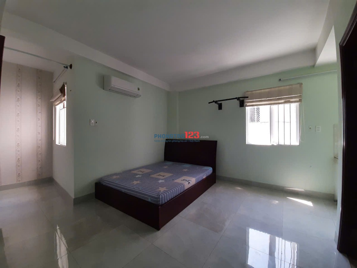 Cho thuê căn hộ mini 30 m2 Q.11, view công viên