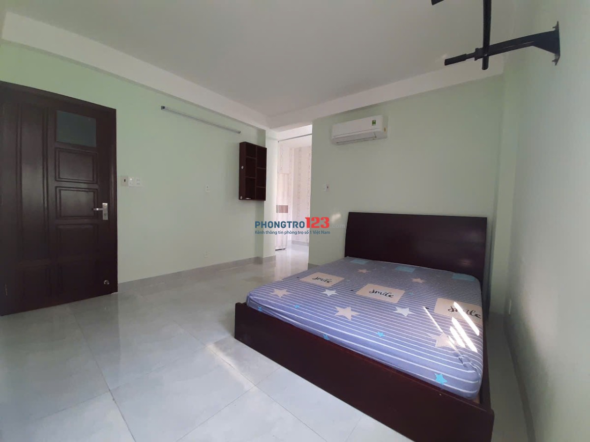 Cho thuê căn hộ mini 30 m2 Q.11, view công viên