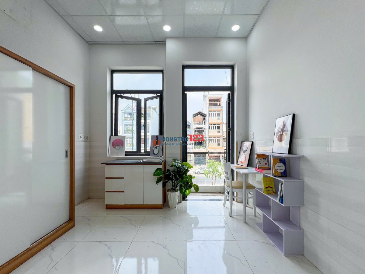 STUDIO FULL NỘI THẤT - BAN CÔNG - GẦN ĐH VĂN LANG CS3 - DƯƠNG QUẢNG HÀM
