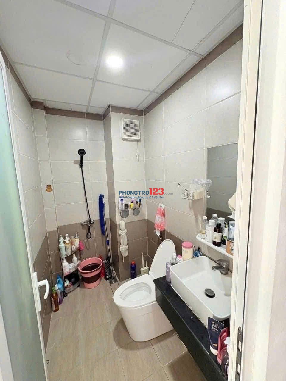 STUDIO RỘNG 25 - 30M2 NGAY CHỢ TÂN TRỤ, PHẠM VĂN BẠCH