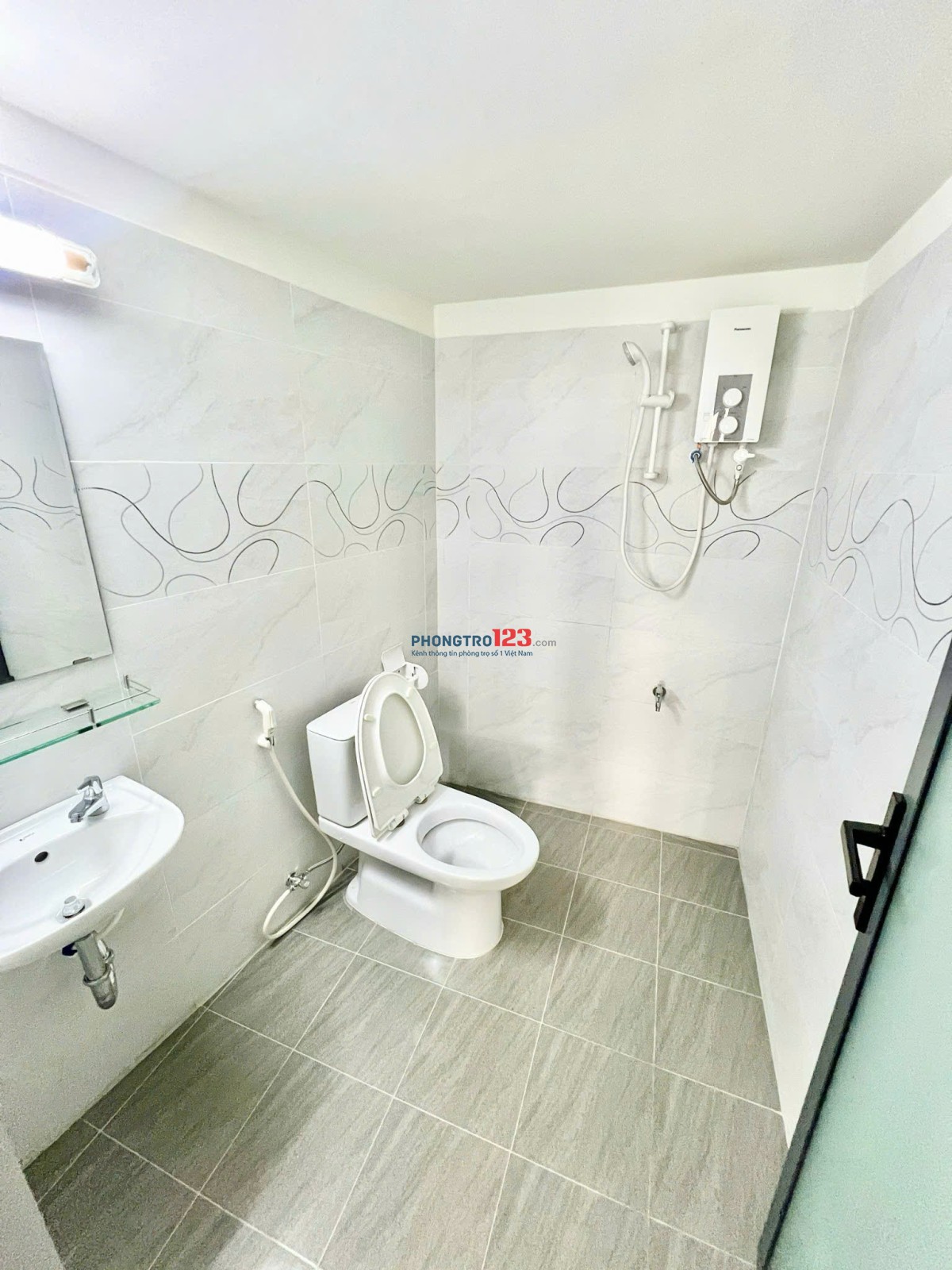 Khai Trương Phòng Mới 100% - Gác Không Đụng Đầu - Ngay Đại GTVT - Bảo Vệ - Thang Máy