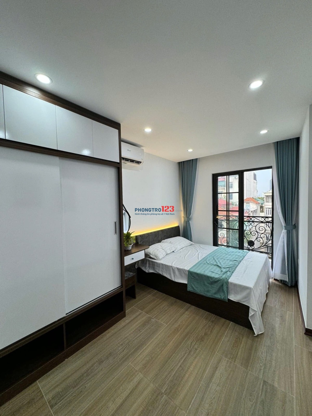Cho thuê phòng Ban Công Full NT, Lê Văn Duyệt, Gần chợ Bà Chiểu Và Cầu Bông Giáp Q1