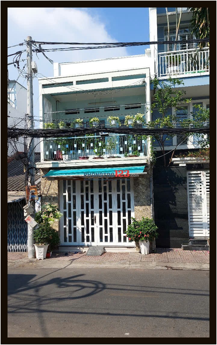 Cho thuê rẻ nguyên căn 4.2 x 17m 1 trệt 1 lầu Phong Phú Q8 TP.HCM