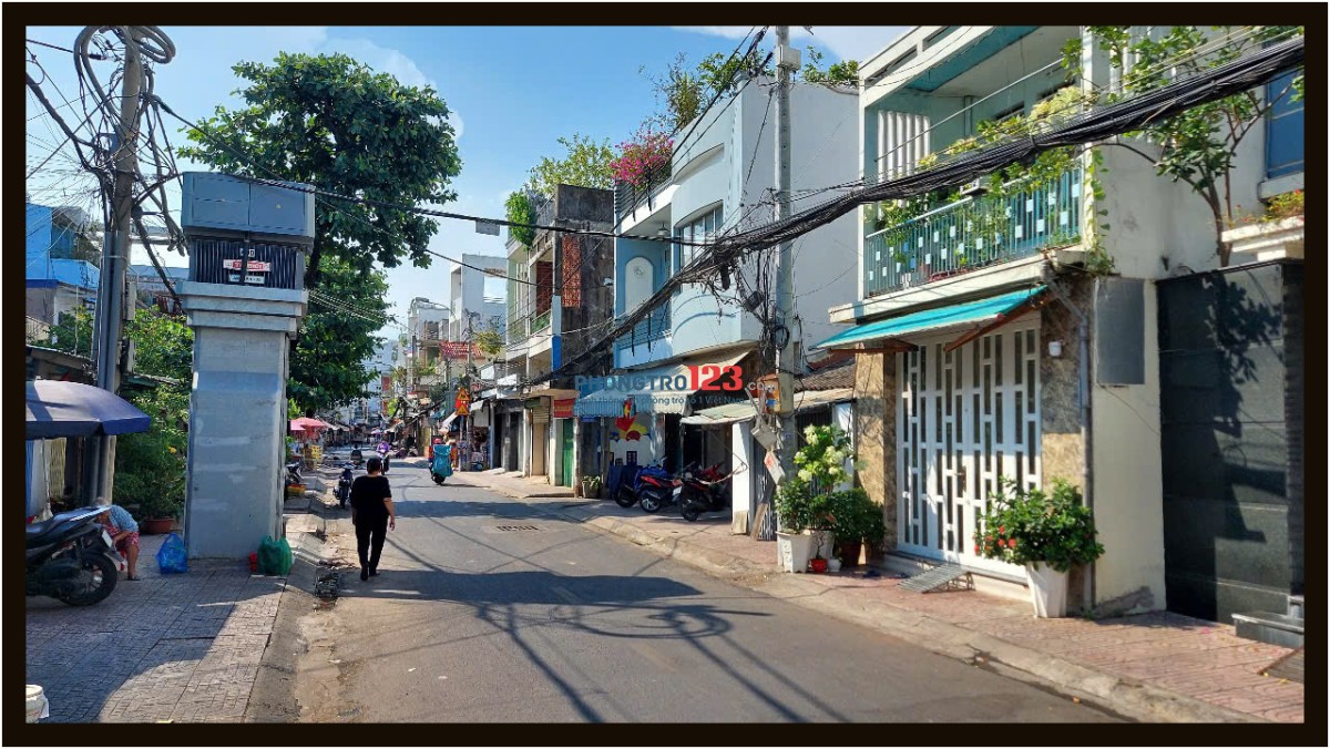 Cho thuê rẻ nguyên căn 4.2 x 17m 1 trệt 1 lầu Phong Phú Q8 TP.HCM