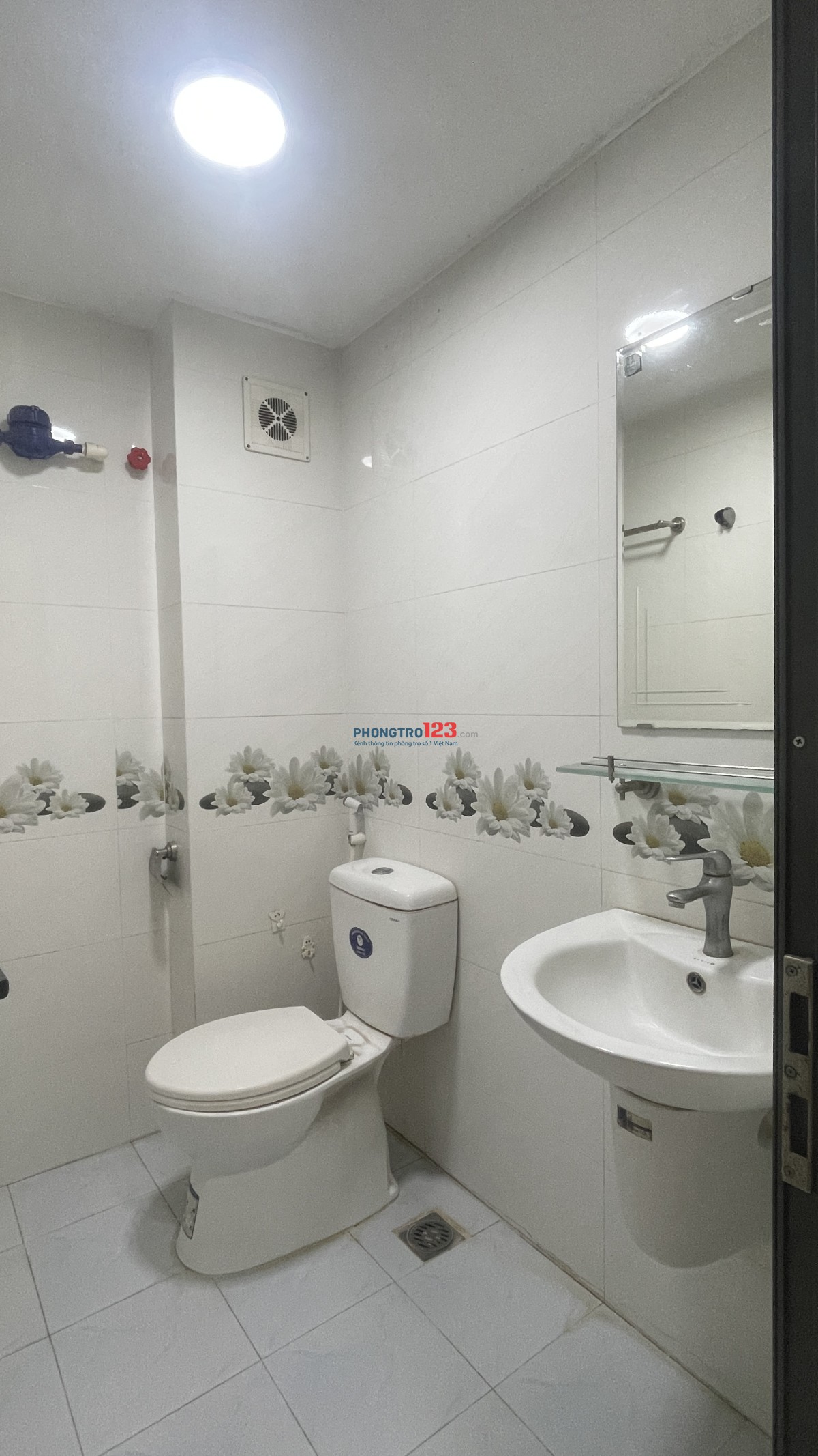 CHÍNH CHỦ CHO THUÊ PHÒNG TRONG CCMN TẠI LONG BIÊN