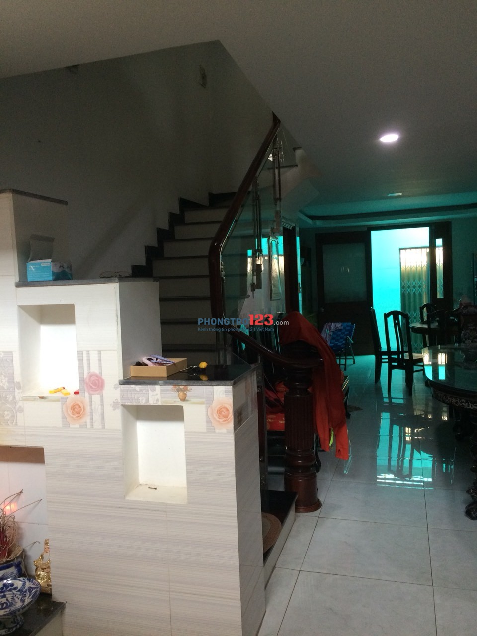 Phòng cho Nữ thuê gần ĐH Hutetch, GTVT, phòng sạch có ban công, đầy đủ tiện nghi