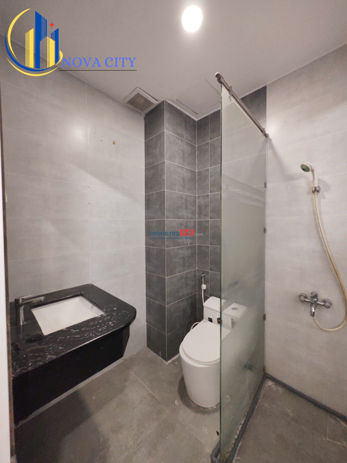 Phòng full nội thất gần bến xe Q8 - Tạ Quang Bửu