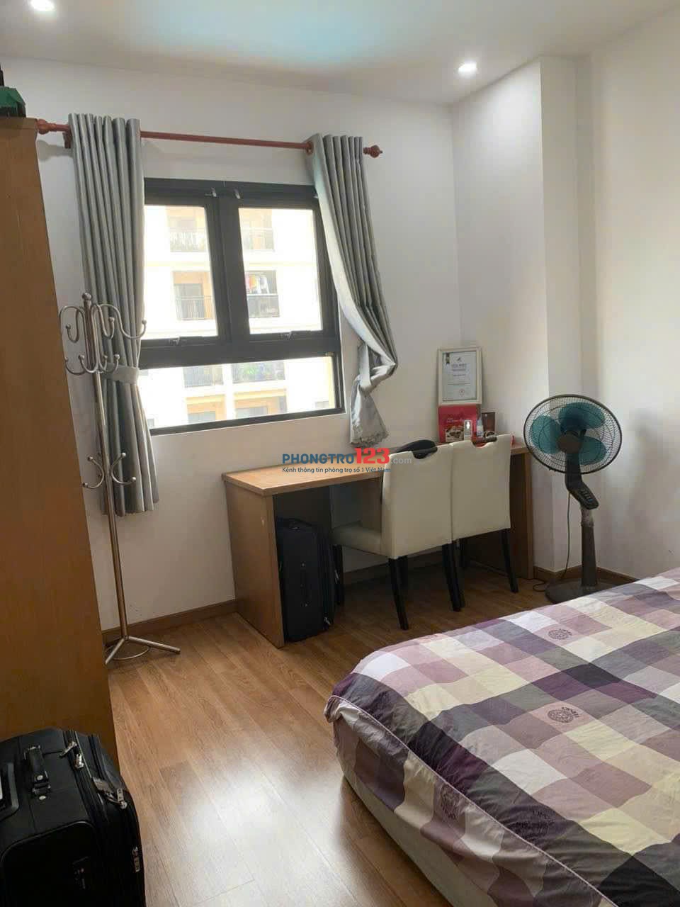 Chung cư Saigonres, Nguyễn Xí, BT: 3p ngủ, 2wc, 18tr5/th, 92m2