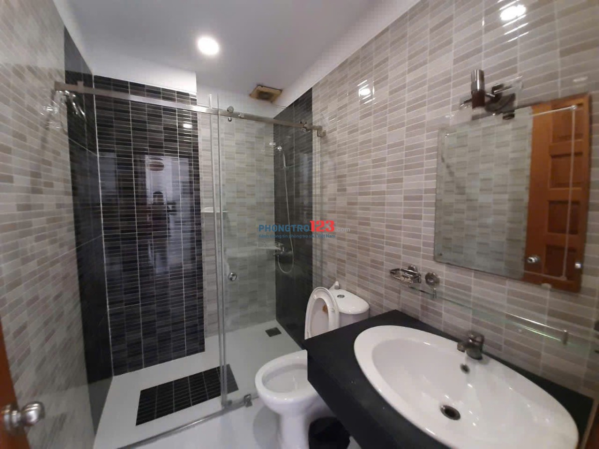 chung cư Phúc Yên, Phan Huy Ích, TB: 3p ngủ, ban công, 11tr/tháng