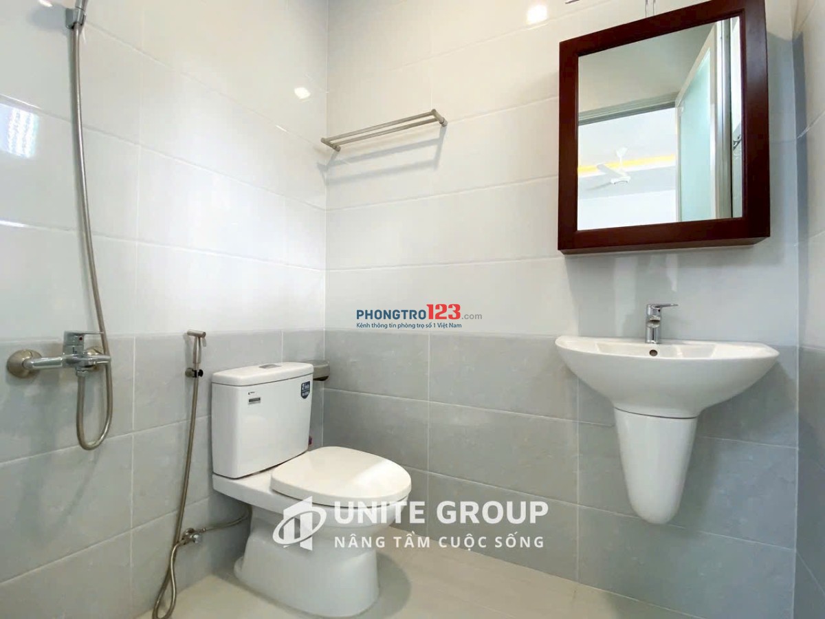 Cho Thuê Phòng Cửa Sổ Thoáng Mát Bình Thạnh Gần Ngã Tư Hàng Xanh Full Nội Thất