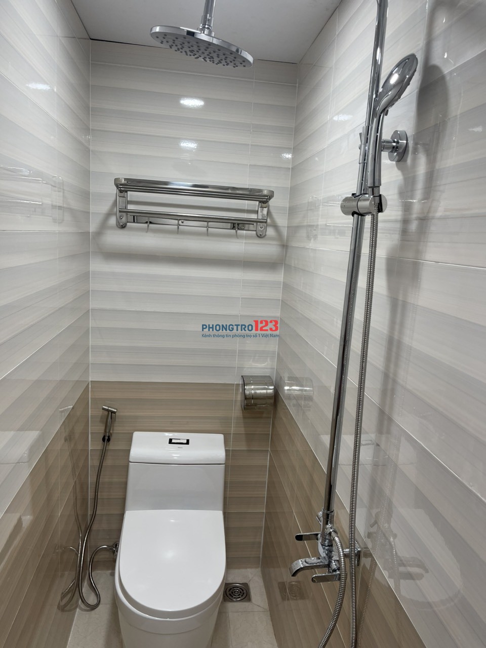 Phòng 14m2 - 20m2, toilet riêng, máy lạnh, Nguyễn Giản Thanh, quận 10.