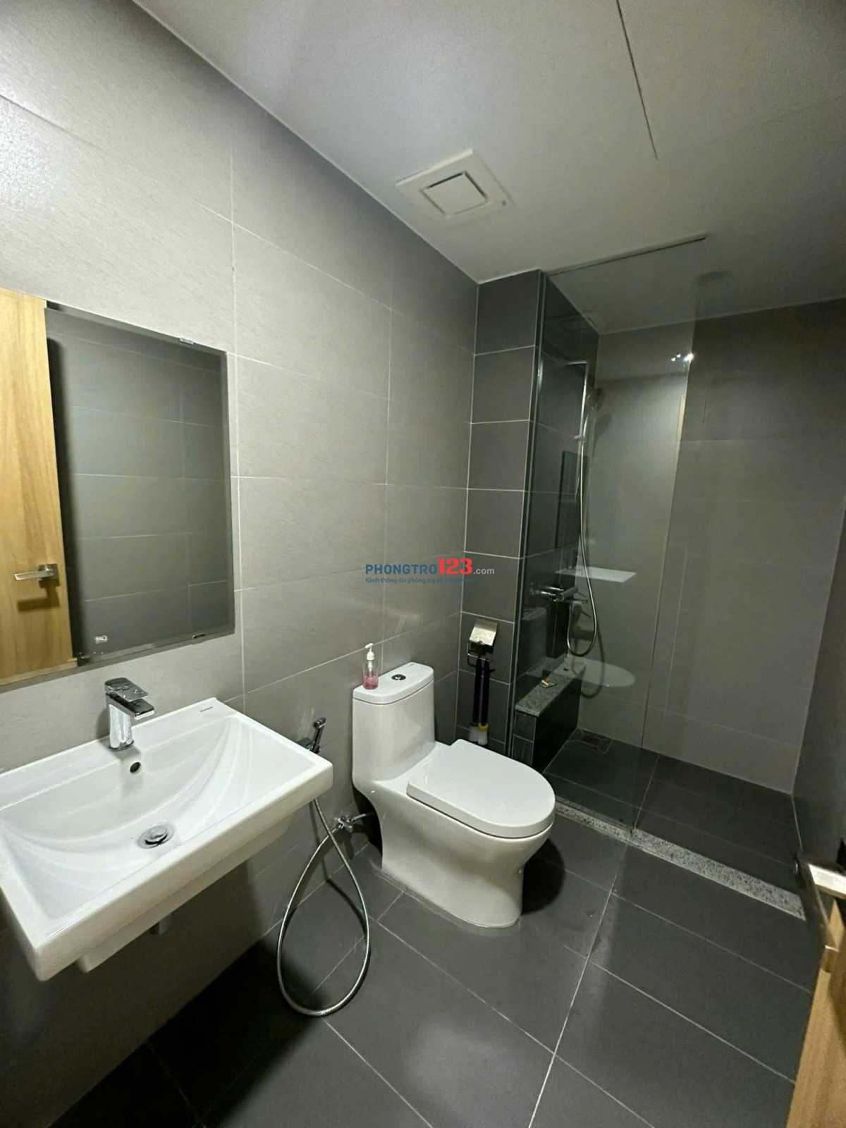 Celadon City 2PN 2WC full nội thất 11tr5 nhà đẹp trống giao ngay 6/2025