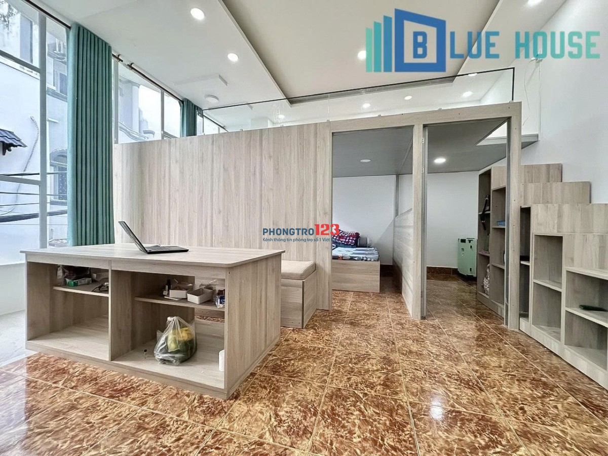 Căn hộ 2 khu vực ngủ. 1 pn, 1 gác rộng, 1p thay đồ. 4 nguoi 3 xe