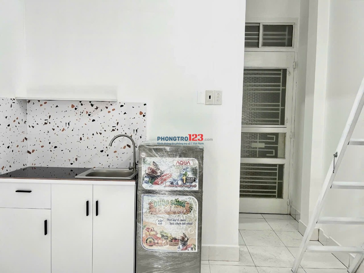 Căn hộ duplex, ban công rộng 35m2 - Gần Phan Xích Long - Phù Hợp ở 2-3 khách