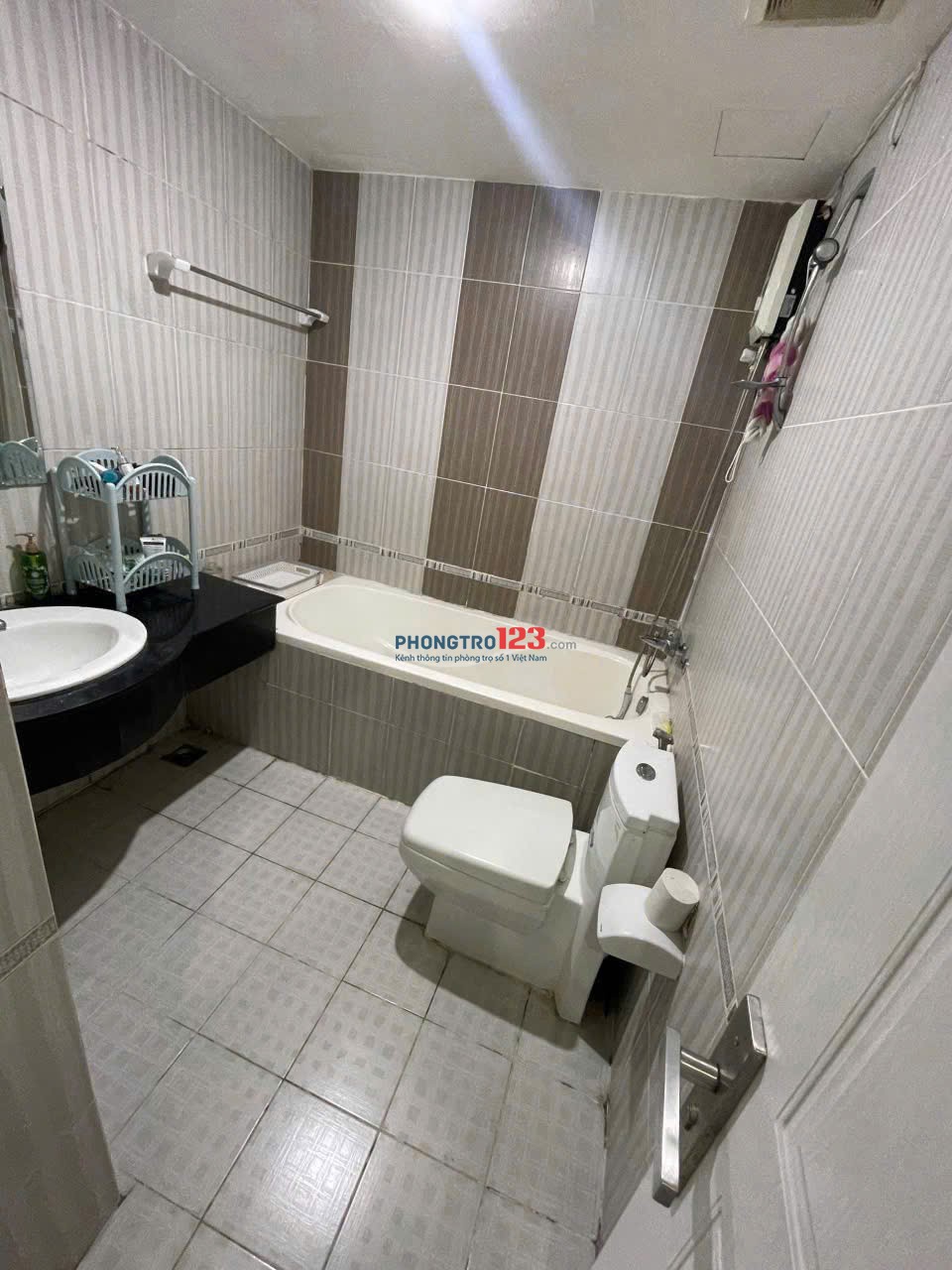 Chung cư Phúc Yên 1. Phan Huy Ích, TB: 11tr/tháng, 3p ngủ, có nội thất