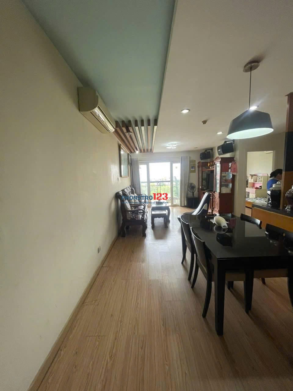 Chung cư Hoa Sen, Lạc Long Quân,Q11: 77m2, 2p ngủ, full NT, 10tr
