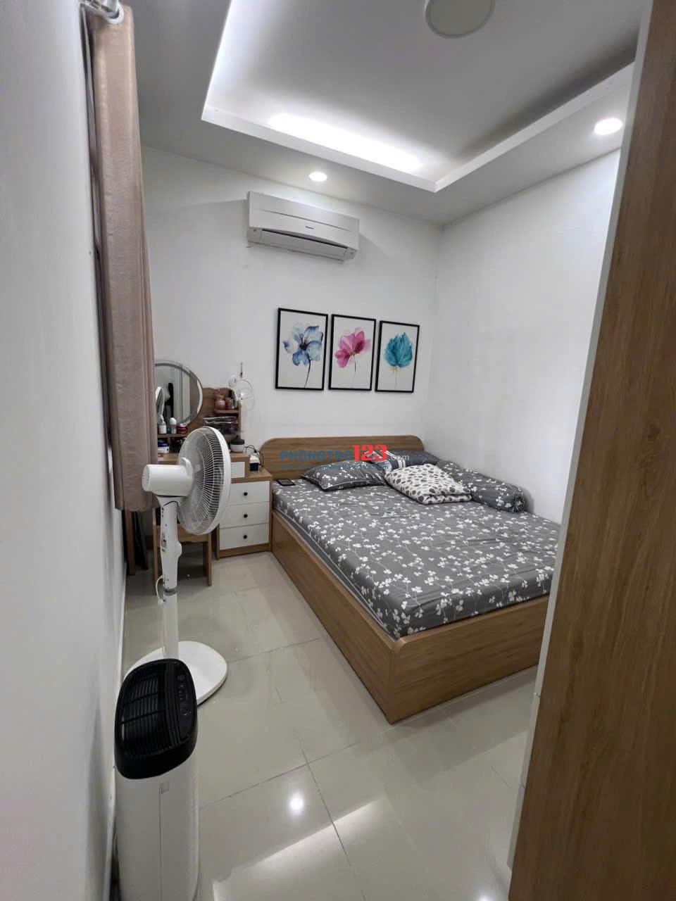 Resgreen Tower,Hòa Thạnh,Tân Phú - 83m2, có 2p ngủ, 12tr