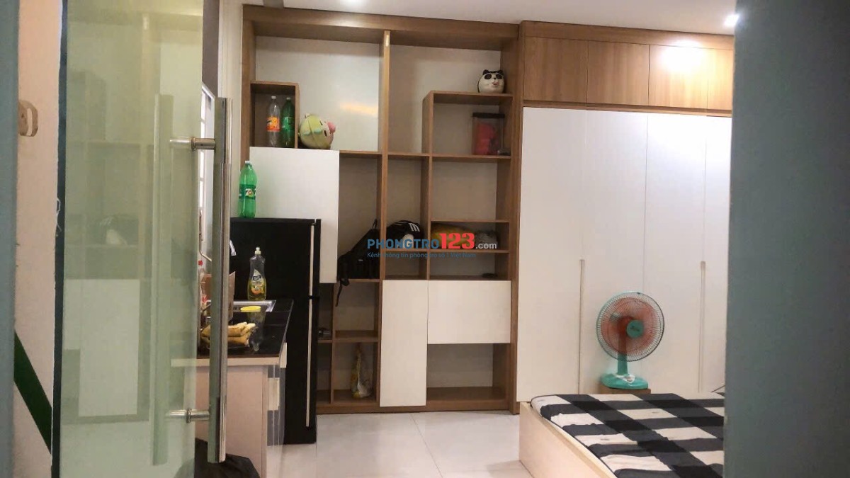 Căn Hộ Studio Ấm Cúng, Cửa Sổ Trời - Full Nội Thất - Gần Các Trường Đại Học Văn Lang, Hutech, UEF