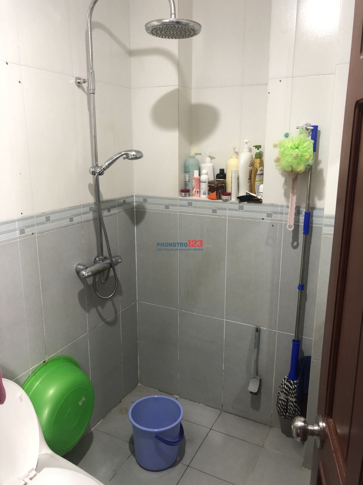 tìm người ở ghép 1:1 trong phòng rộng 6.2tr khu vực chợ Bà Chiểu