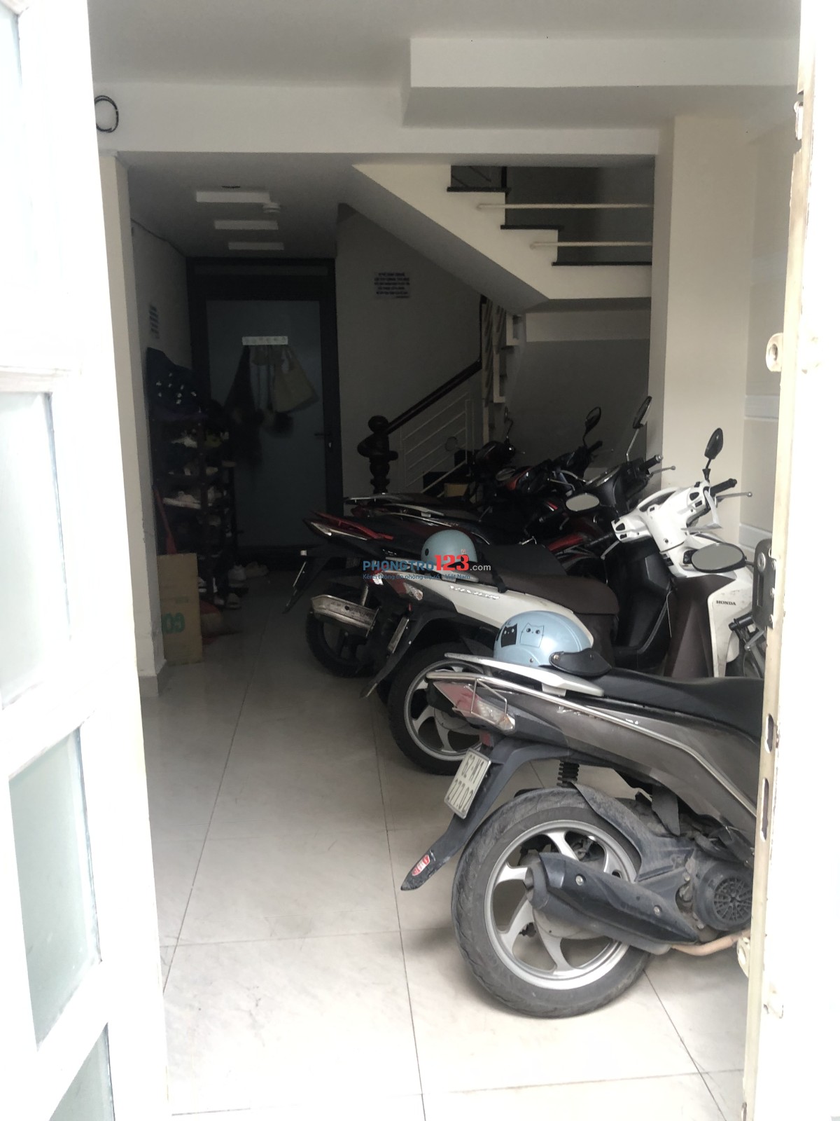 tìm người ở ghép 1:1 trong phòng rộng 6.2tr khu vực chợ Bà Chiểu