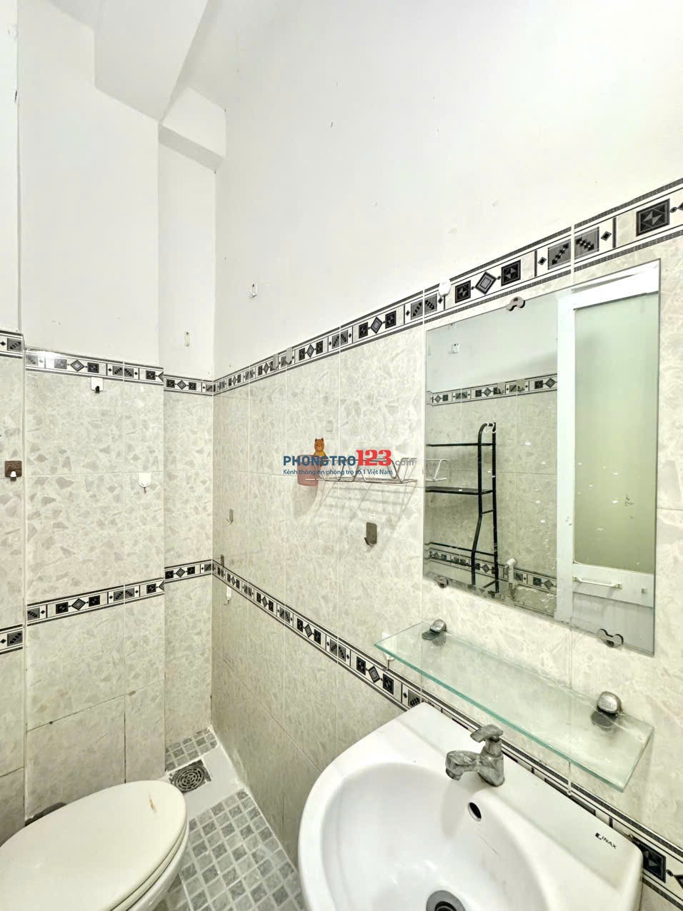 PHÒNG THOÁNG ĐẦY ĐỦ TIỆN NGHI, Ở ĐƯỢC NGAY QUANG TRUNG, PHẠM VĂN CHIÊU