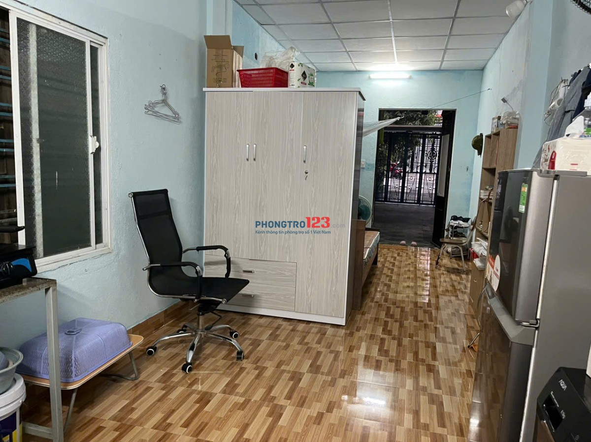 Cho thuê nhà cấp 4 nhỏ 24m2, thoáng đãng, wifi miễn phí, đường 2 ô tô tránh nhau, có nơi đậu ô tô