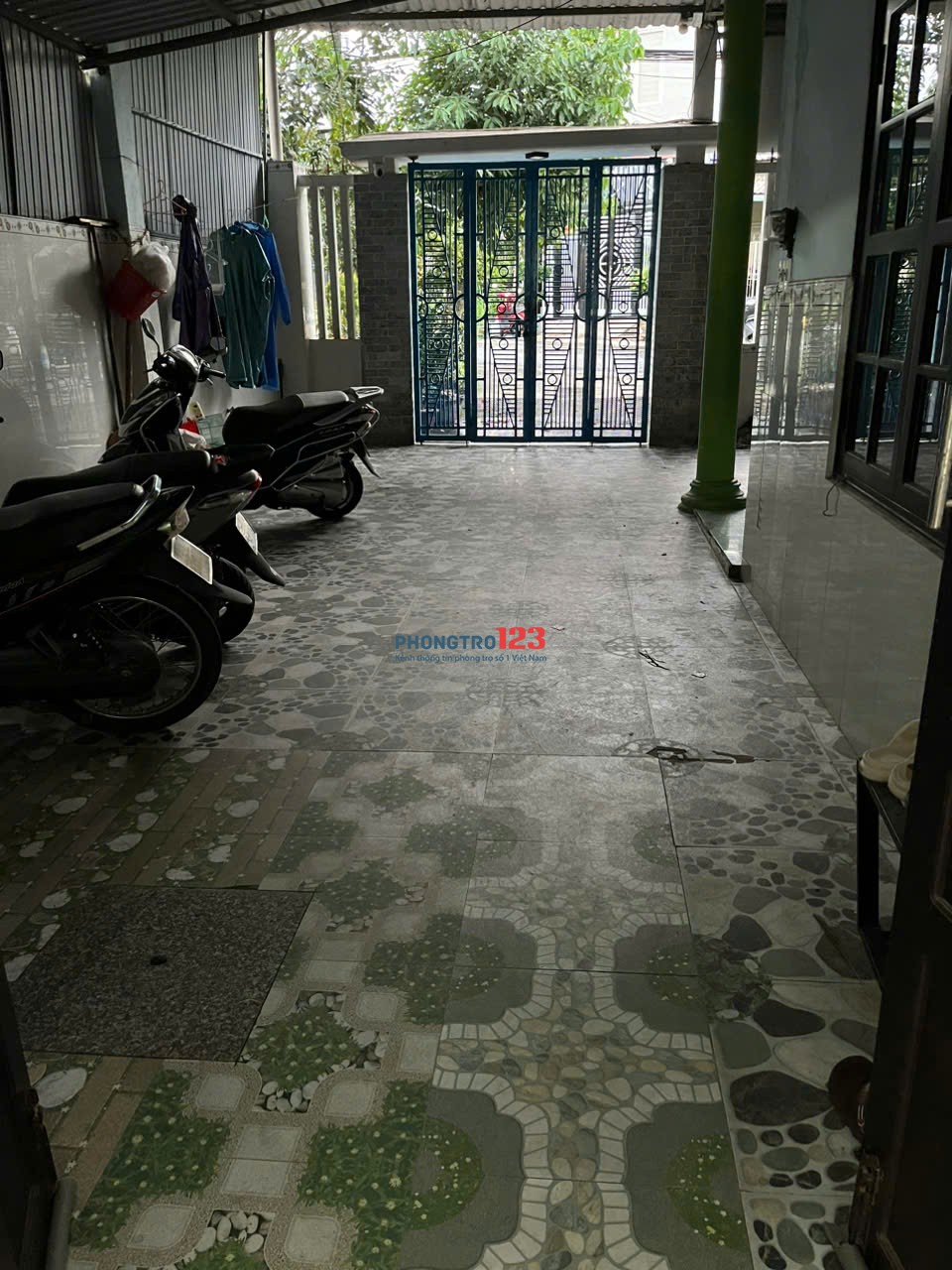 Cho thuê nhà cấp 4 nhỏ 24m2, thoáng đãng, wifi miễn phí, đường 2 ô tô tránh nhau, có nơi đậu ô tô