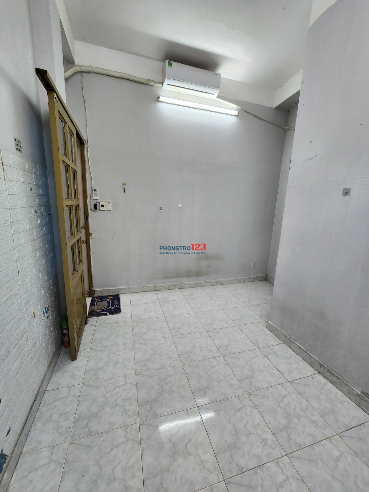 CHO THUÊ PHÒNG 17M2 CÓ MÁY LẠNH, WC RIÊNG - 2,9 TR - NGAY TRUNG TÂM Q10