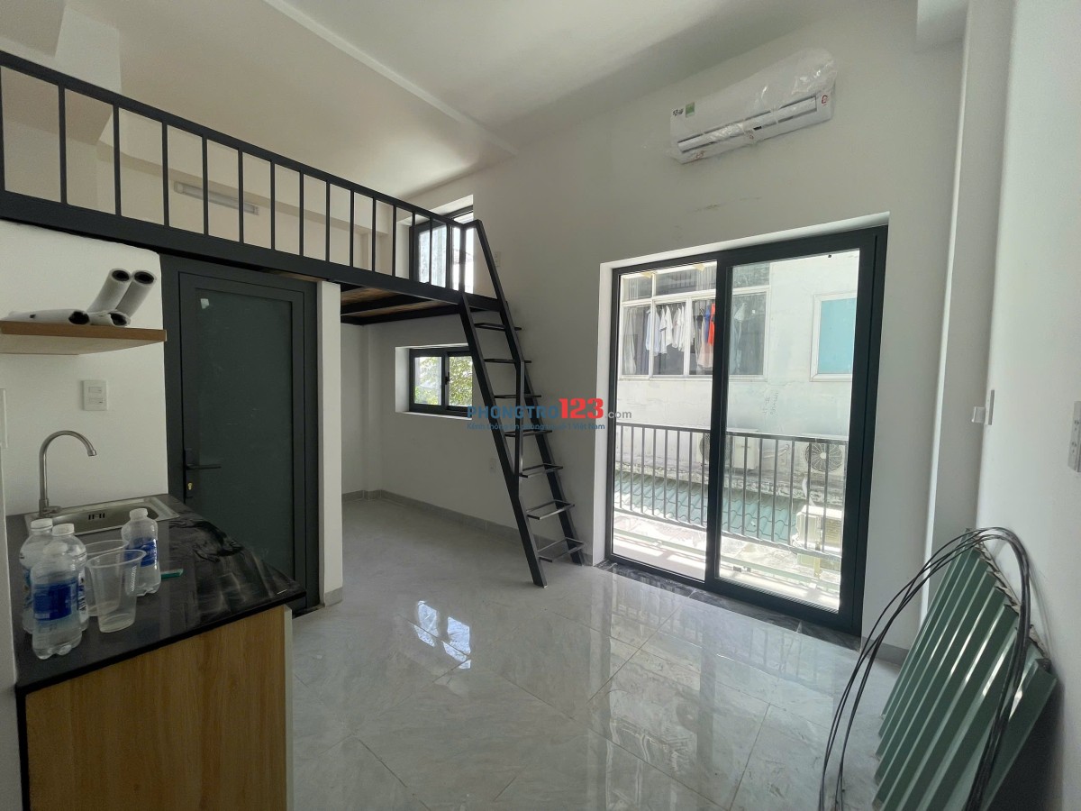 Mới khai trương Ban công Cửa sổ Có gác đa dạng nhu cầu