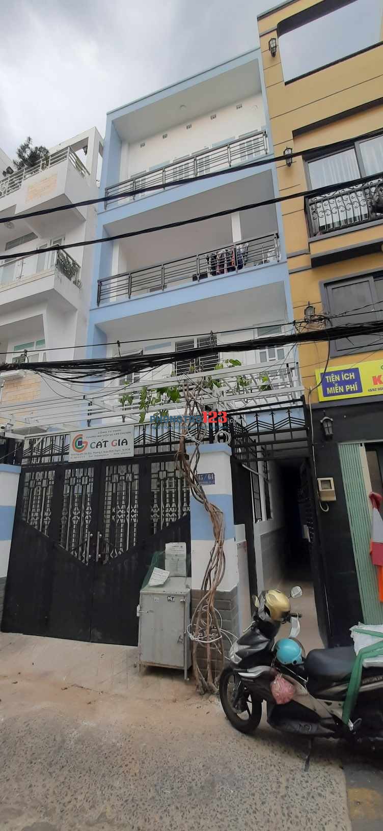 Phòng ban công, HXH Nguyễn Văn Đậu, P.6, q. Bình Thạnh