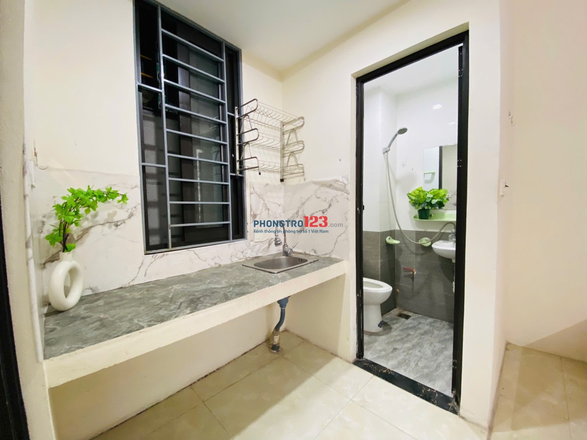 Chính chủ tho thuê phòng cách ĐHCN 600M
