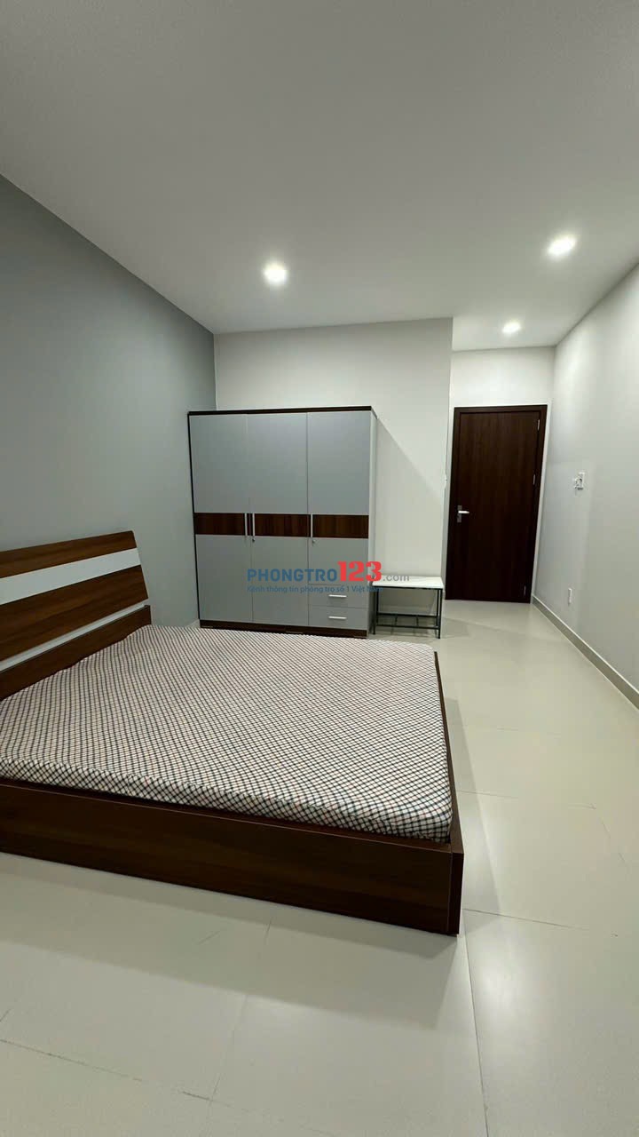 CĂN HỘ 45m2 TRUNG TÂM Q10, Q3, HẺM XE HƠI VÀO TẬN NHÀ