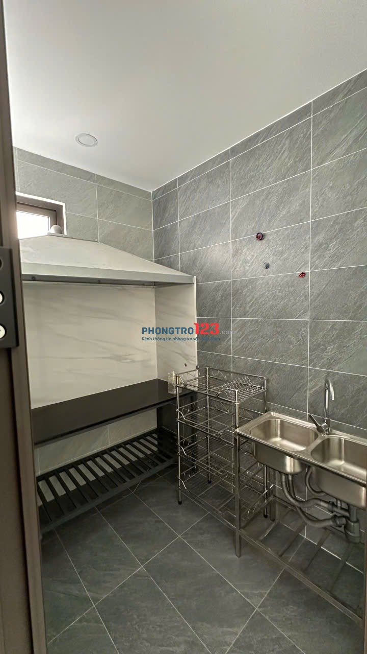 CĂN HỘ 45m2 TRUNG TÂM Q10, Q3, HẺM XE HƠI VÀO TẬN NHÀ