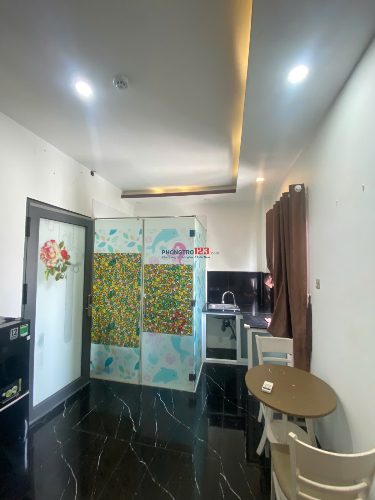 Căn hộ quận 4 giá 5tr3 có cửa sổ sát trung tâm Sài Gòn