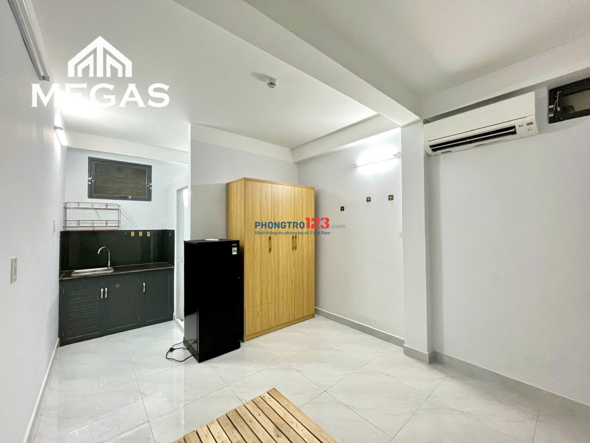 Phòng full nội thất, giá hạt dẻ ngay Lê Văn Thịnh