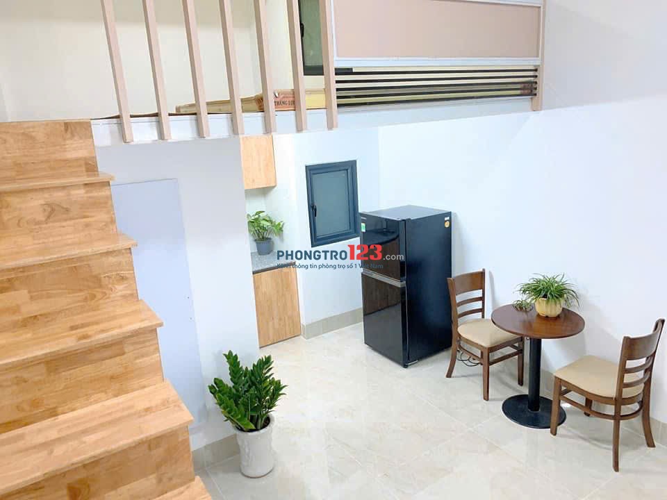Phòng Trọ Full Nội Thất Có Gác Tại Nguyễn Gia Trí Gần Hutech, Ngoại Thương, GTVT, Ngã Tư Hàng Xanh