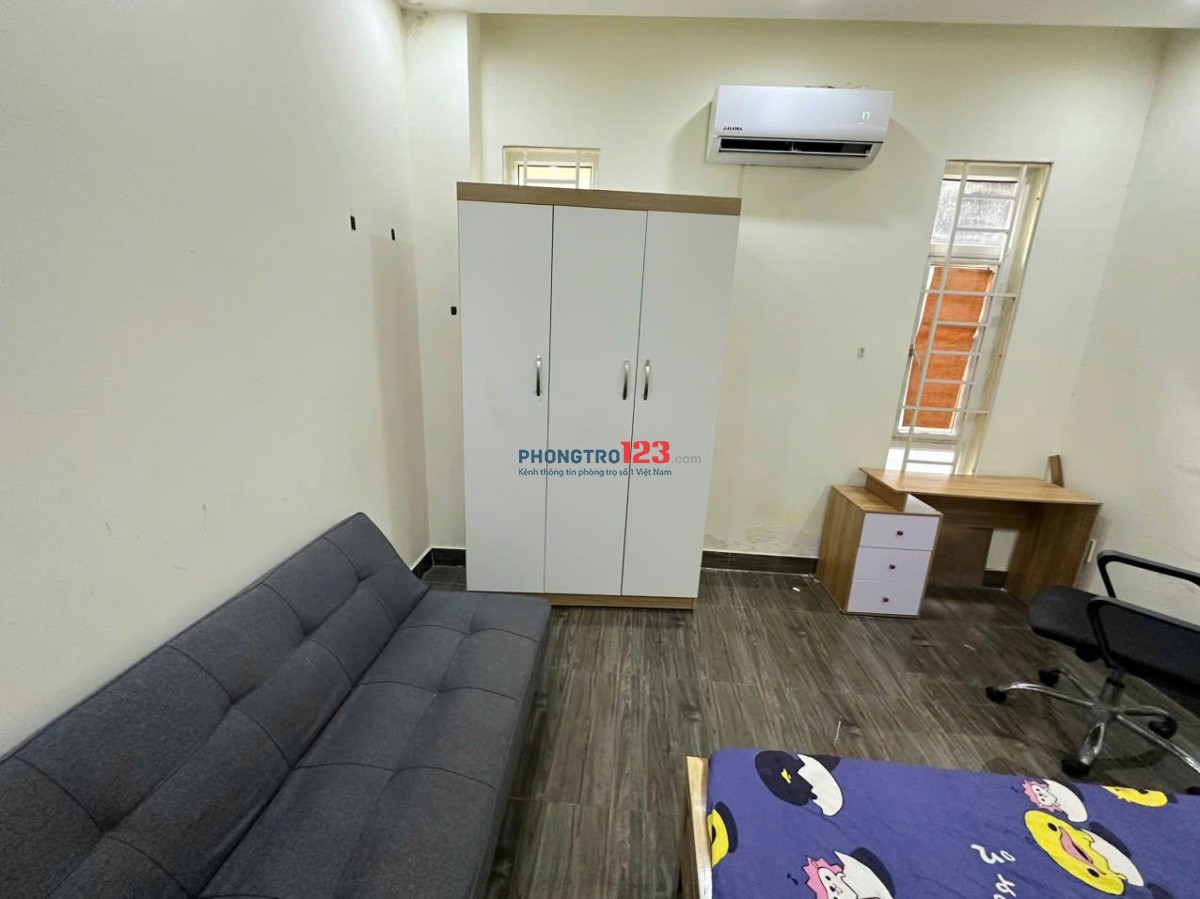 Cho Thuê Căn Hộ 2PN Rộng 50m2 - Khu Trung Tâm Phan Xích Long - Có Máy Giặt Riêng Và Sấy