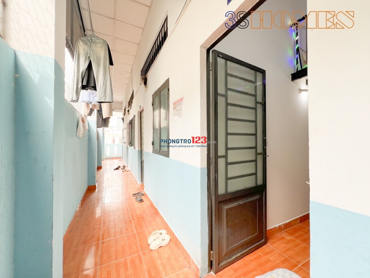 Phòng gác cao 2m giá rẻ gần Tân Sơn, sân Gofl, Phạm Văn Bạch, Bùi Quang Là, Nguyễn Tư Giản