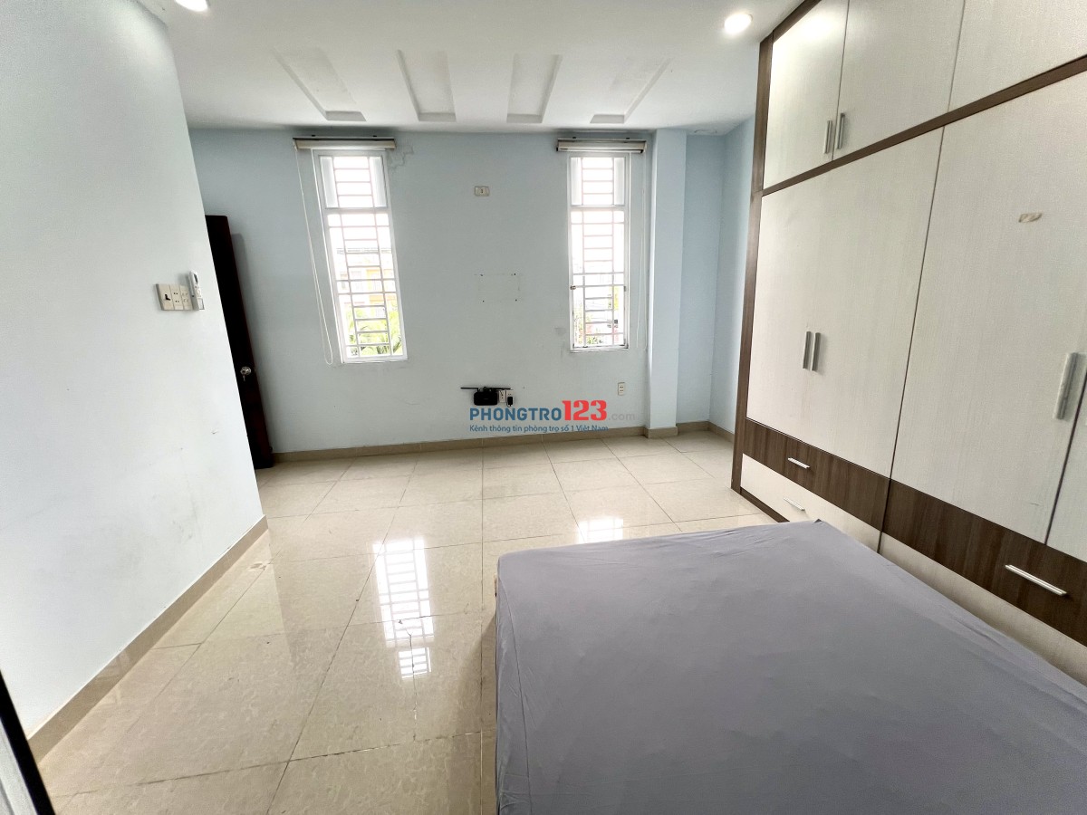 Phòng Full Nội Thất gần KDT Vạn Phúc